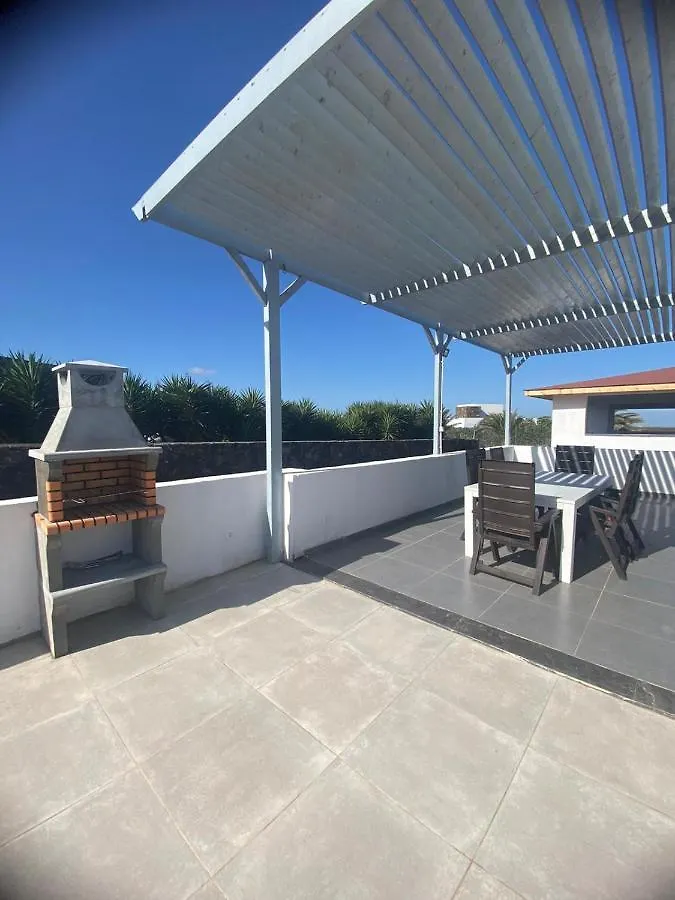 Homestay Villa Verano Apartamentos Compartidos Villaverde La Oliva Spain