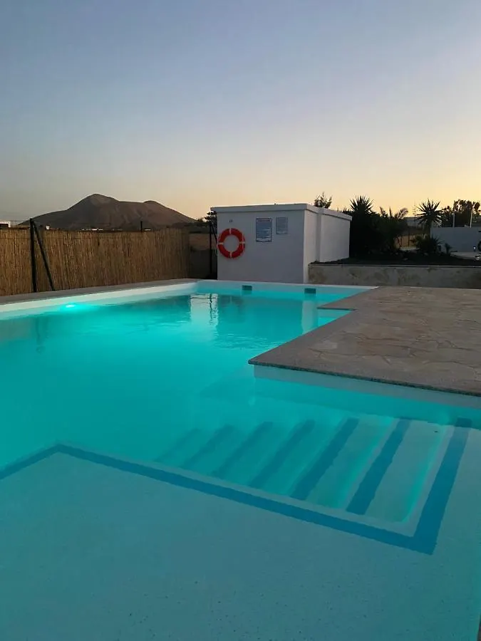 Villa Verano Apartamentos Compartidos Villaverde La Oliva 0*,  Spain